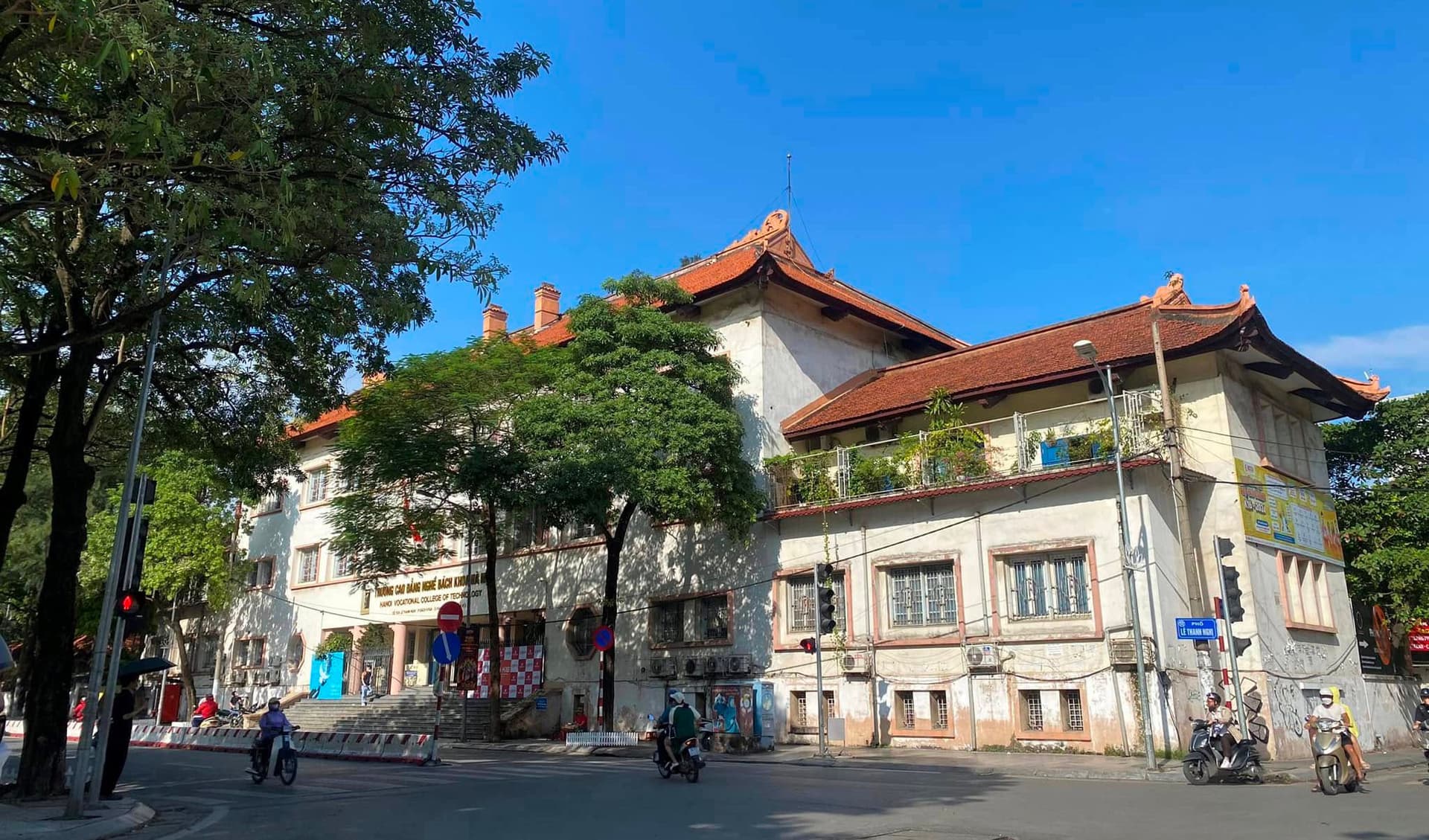 Trung Tâm Bếp Thực Hành Trường Cao Đẳng Nghề Bách Khoa
