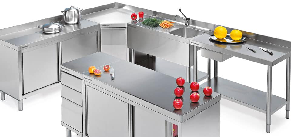 Tiêu Chuẩn Thiết Kế Bếp Công Nghiệp 1 Chiều Theo Chuẩn HACCP: Nguyên Lý Phân Khu & Luồng Giao Thông Vô Trùng